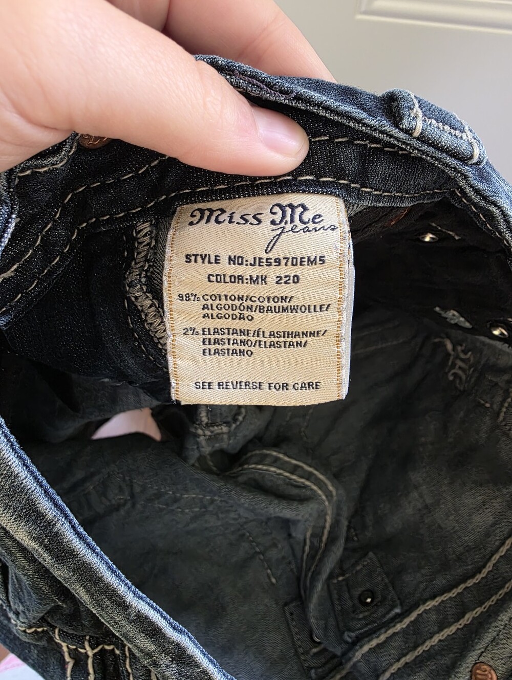Miss Me Dark Wash Denim Bermuda Shorts Size 28 - Picture 6 of 6